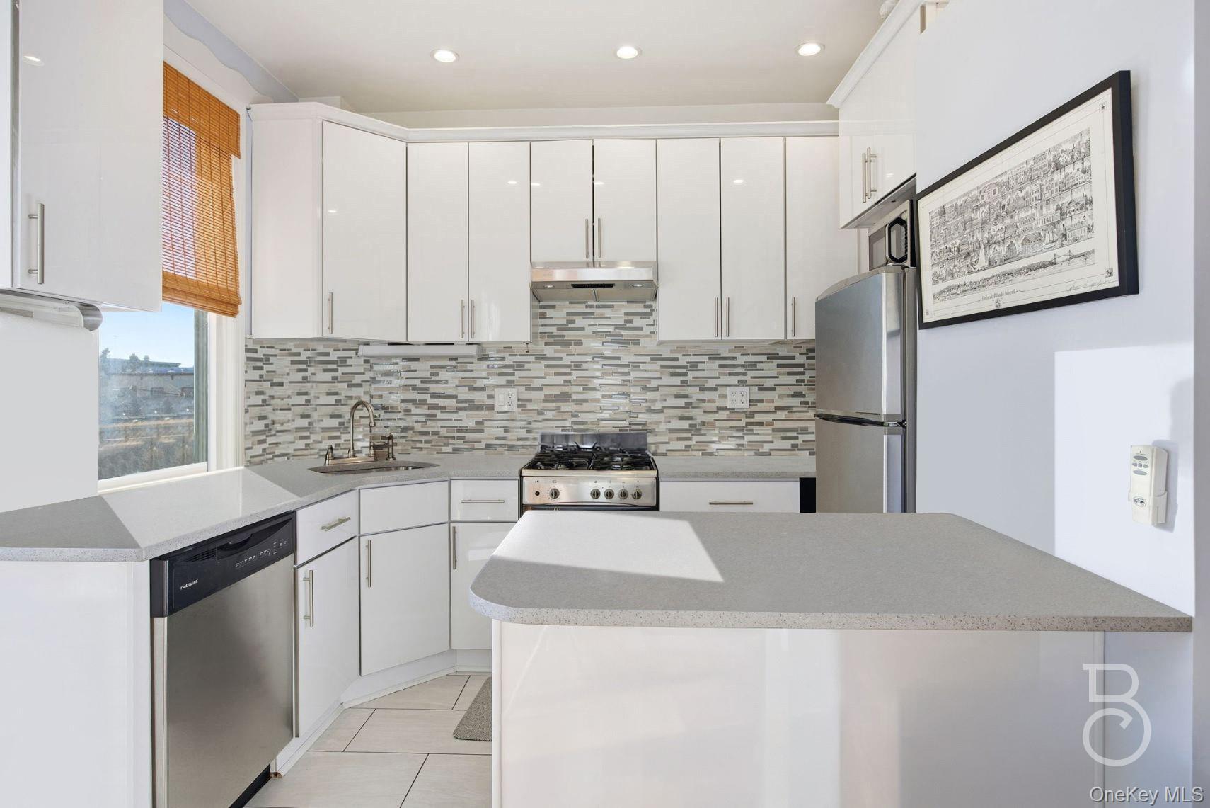 31-73 41st Street – For Sale photo 13
