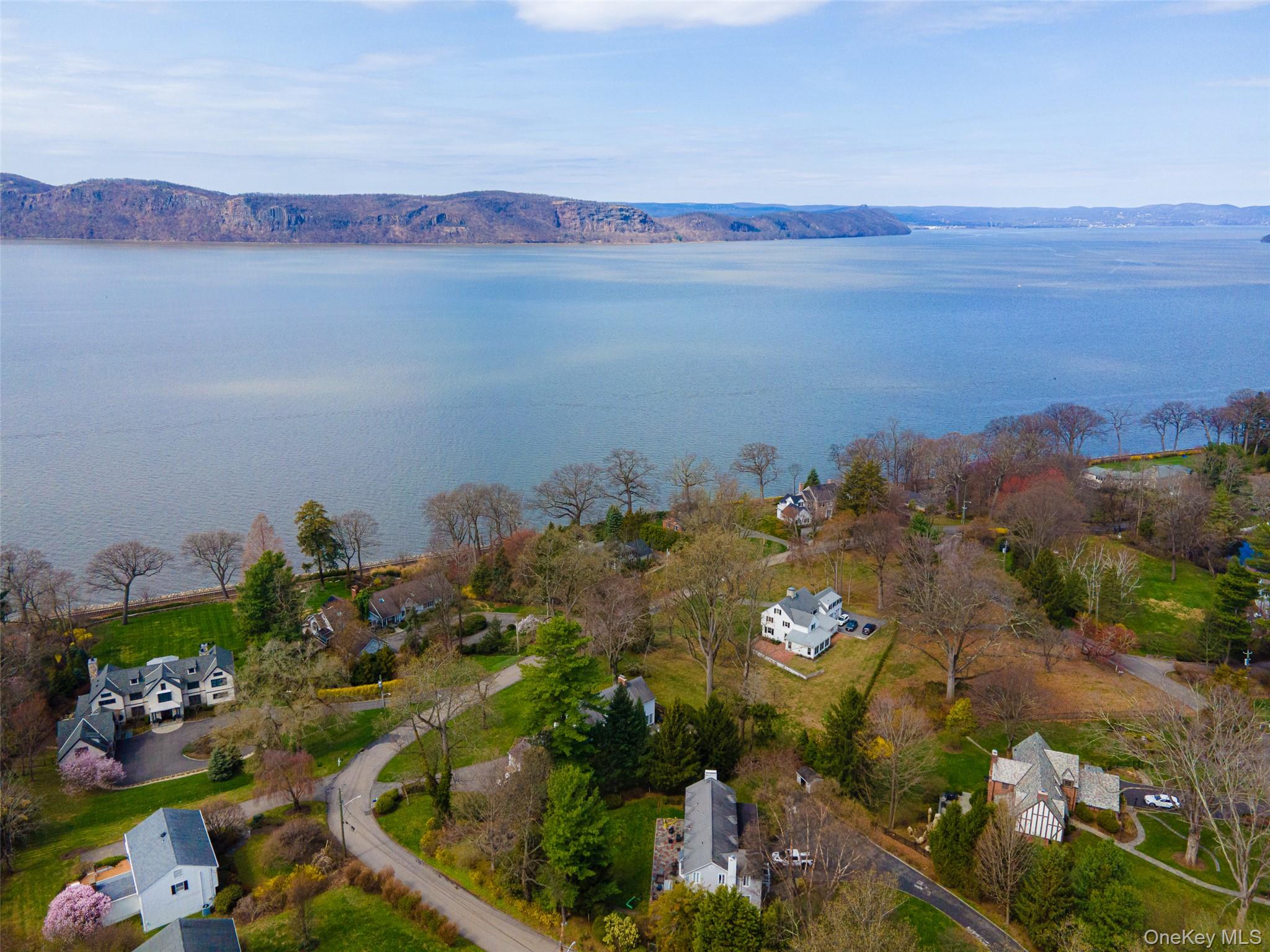 179 River Road – For Sale photo 30