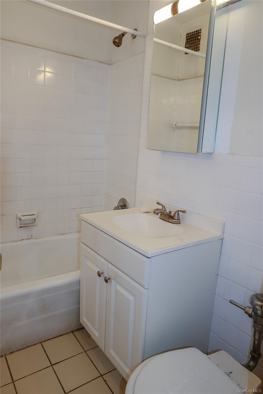 8720 175th Street, Unit 3J photo 8