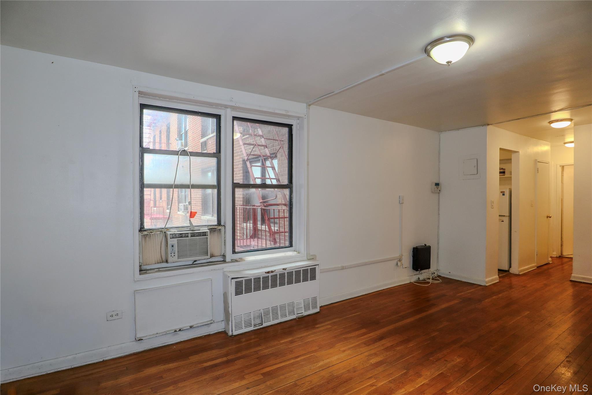 8720 175th Street, Unit 3J photo 2