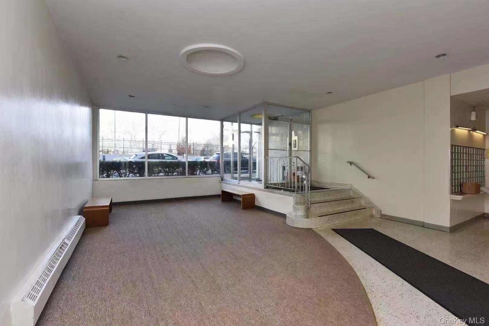 15272 Melbourne Avenue, Unit 2G photo 4