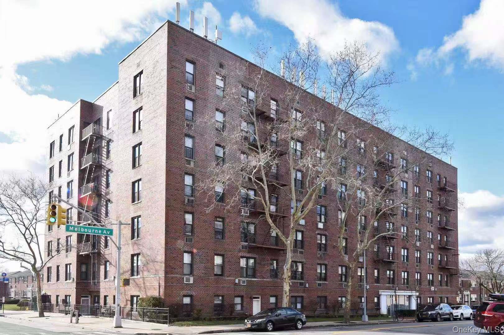 15272 Melbourne Avenue, Unit 2G