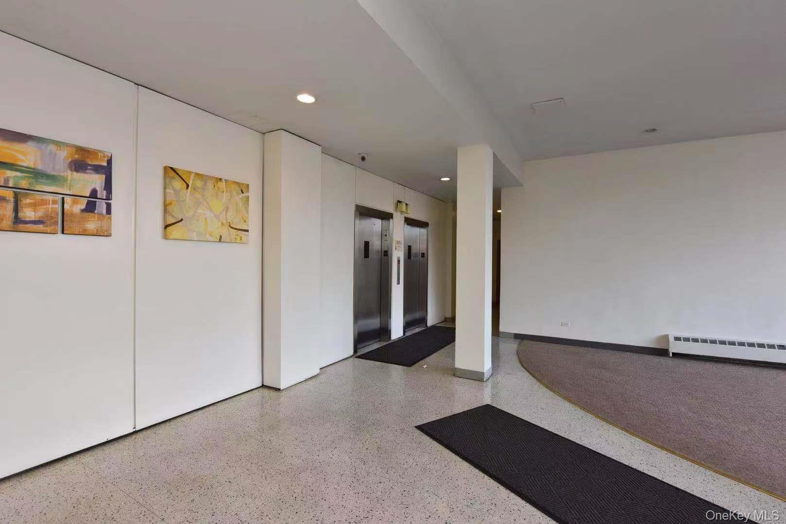 15272 Melbourne Avenue, Unit 2G photo 5