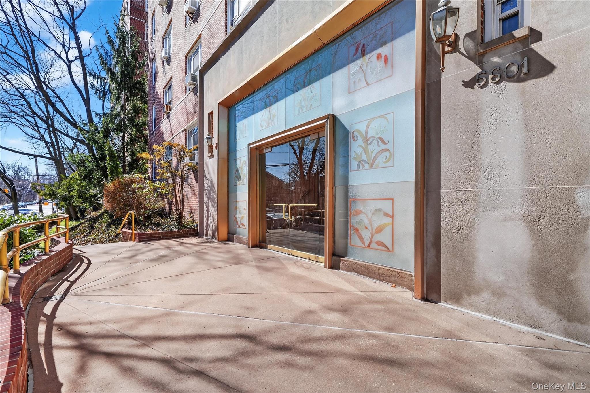5601 Riverdale Avenue, Unit 5L photo 3