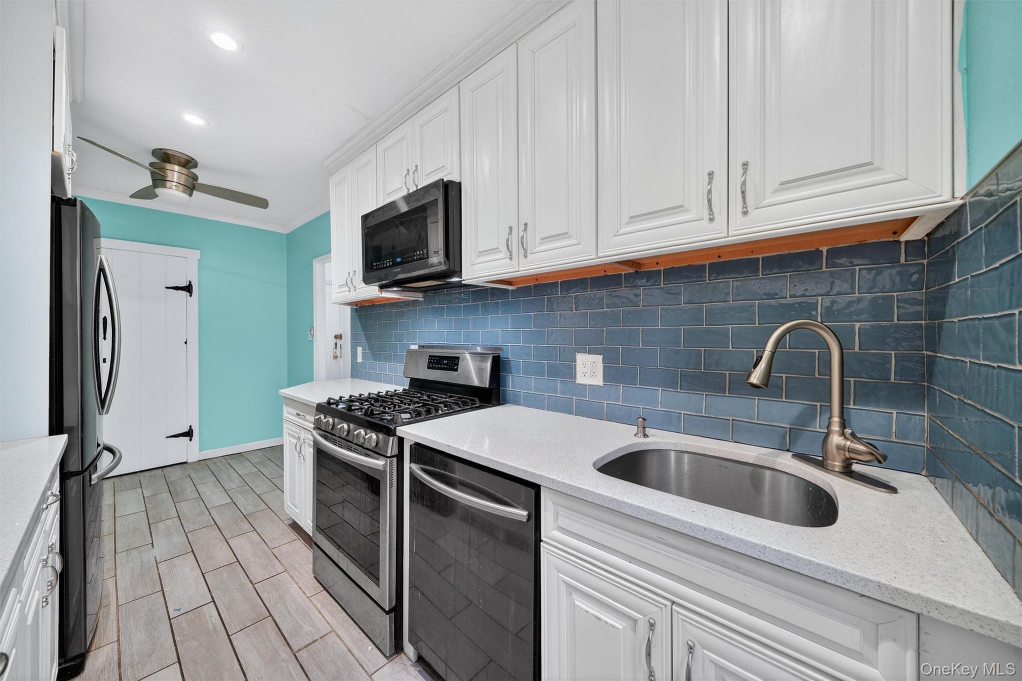 5601 Riverdale Avenue, Unit 5L photo 24