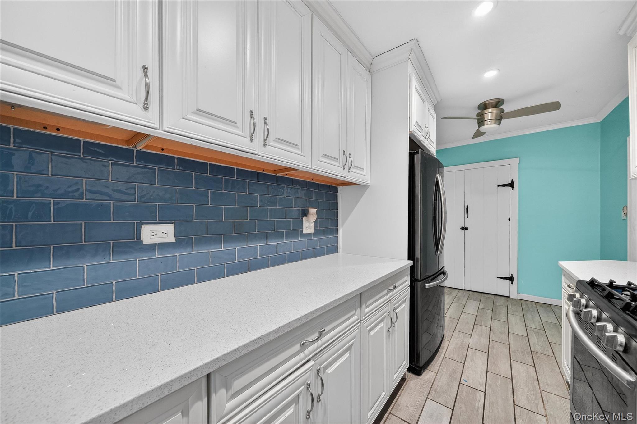 5601 Riverdale Avenue, Unit 5L photo 23