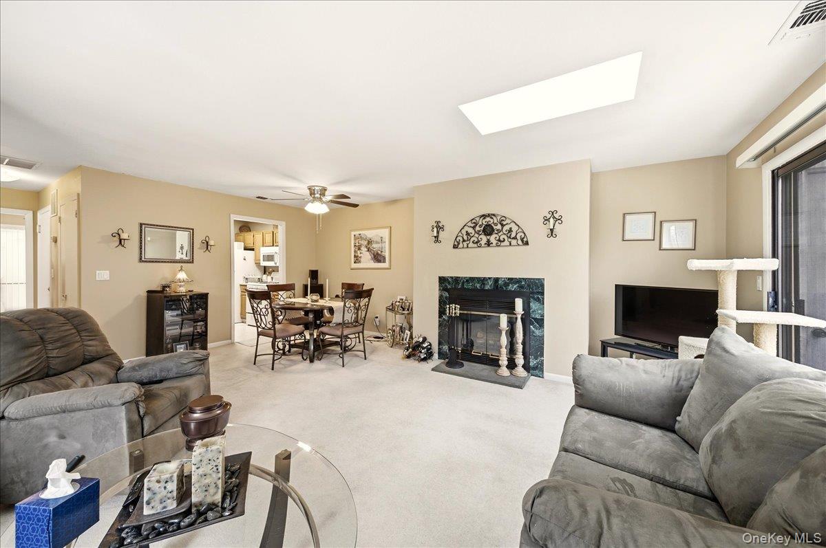 9 Country Place – For Sale photo 8