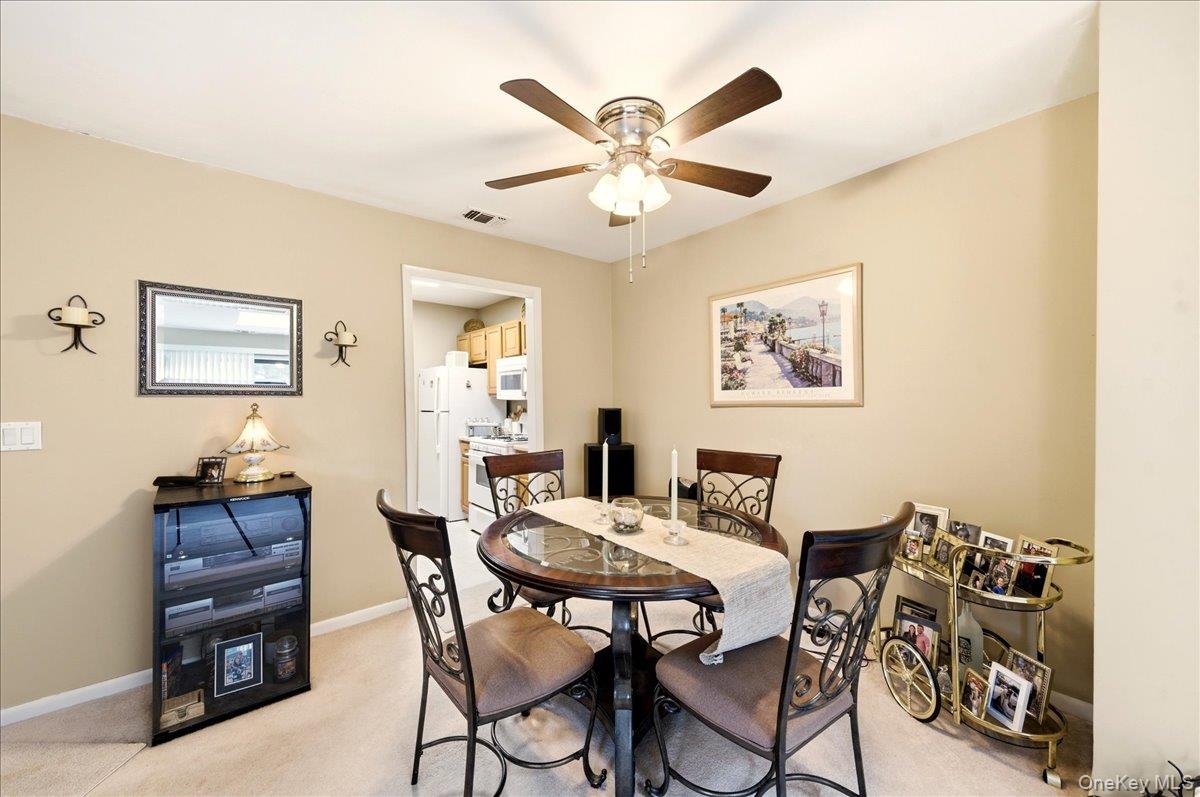 9 Country Place – For Sale photo 10