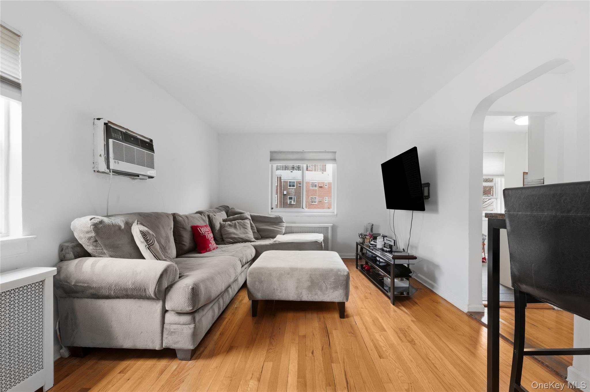 263-28 73rd Avenue, Unit 1st Fl