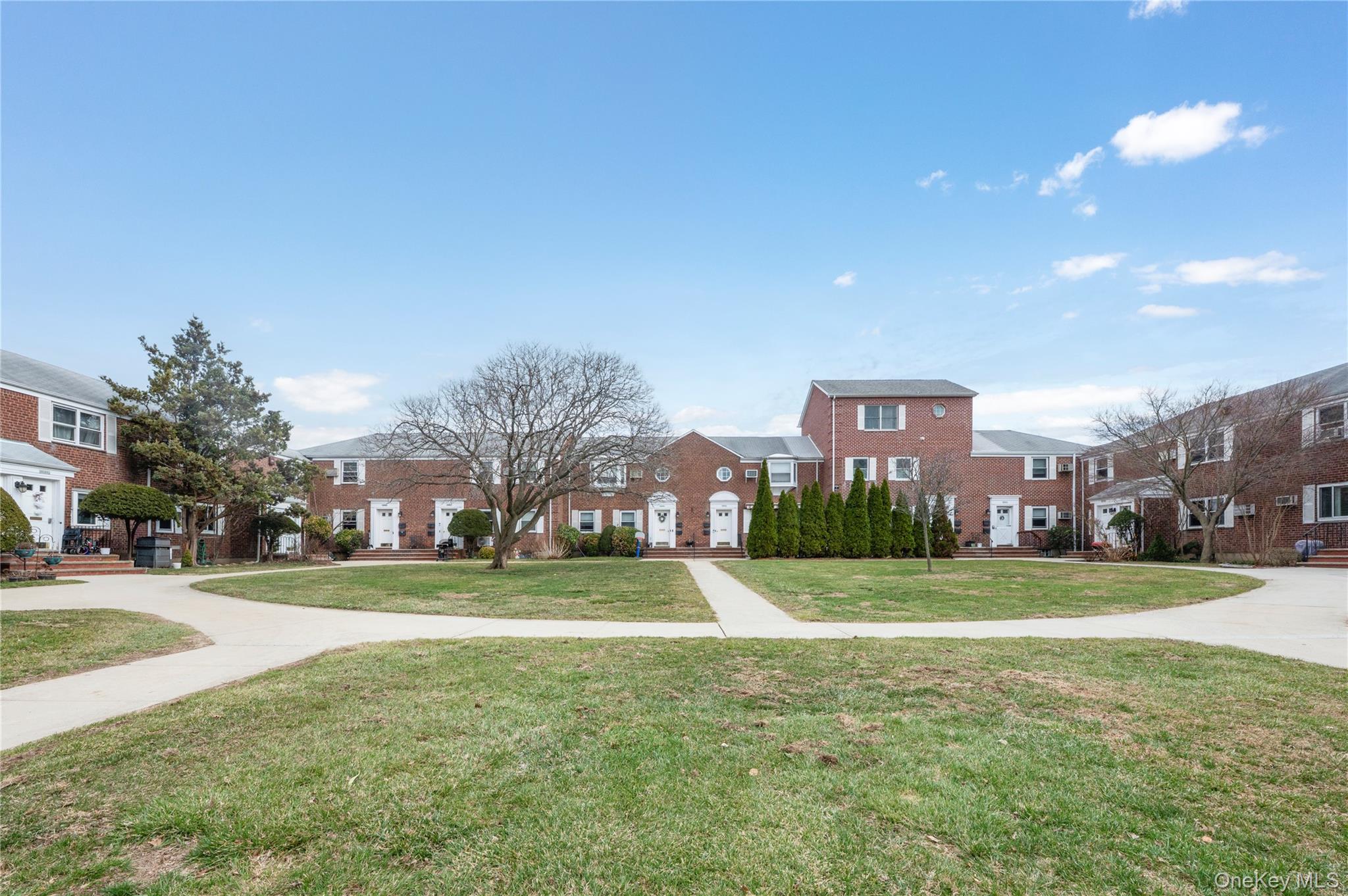 263-28 73rd Avenue, Unit 1st Fl photo 15