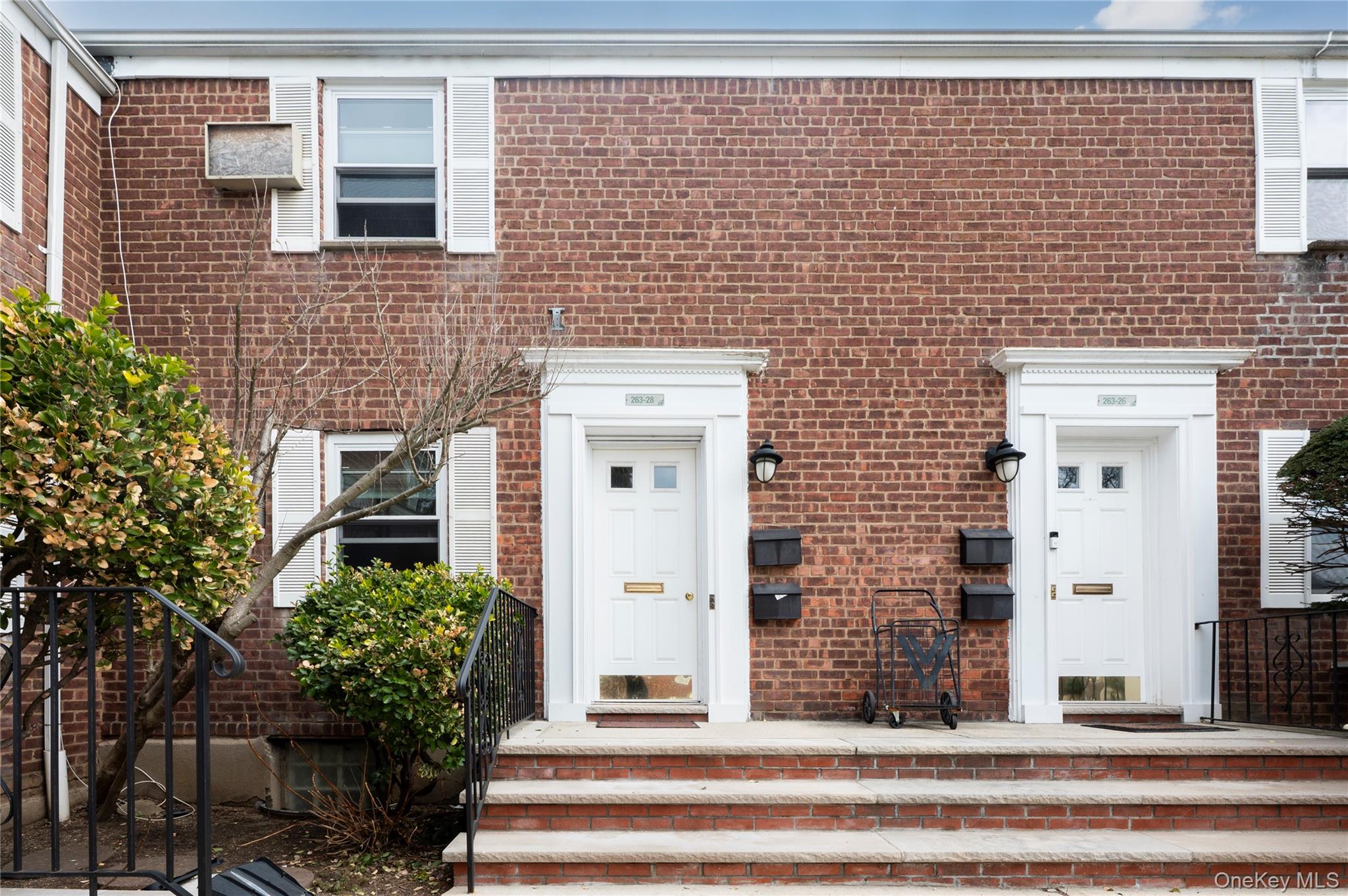 263-28 73rd Avenue, Unit 1st Fl photo 3