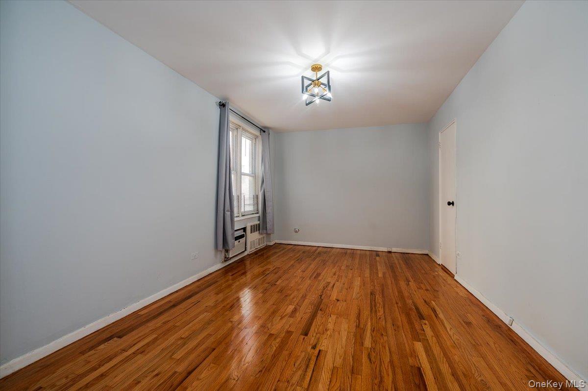 1332 Metropolitan Avenue, Unit 4K photo 15
