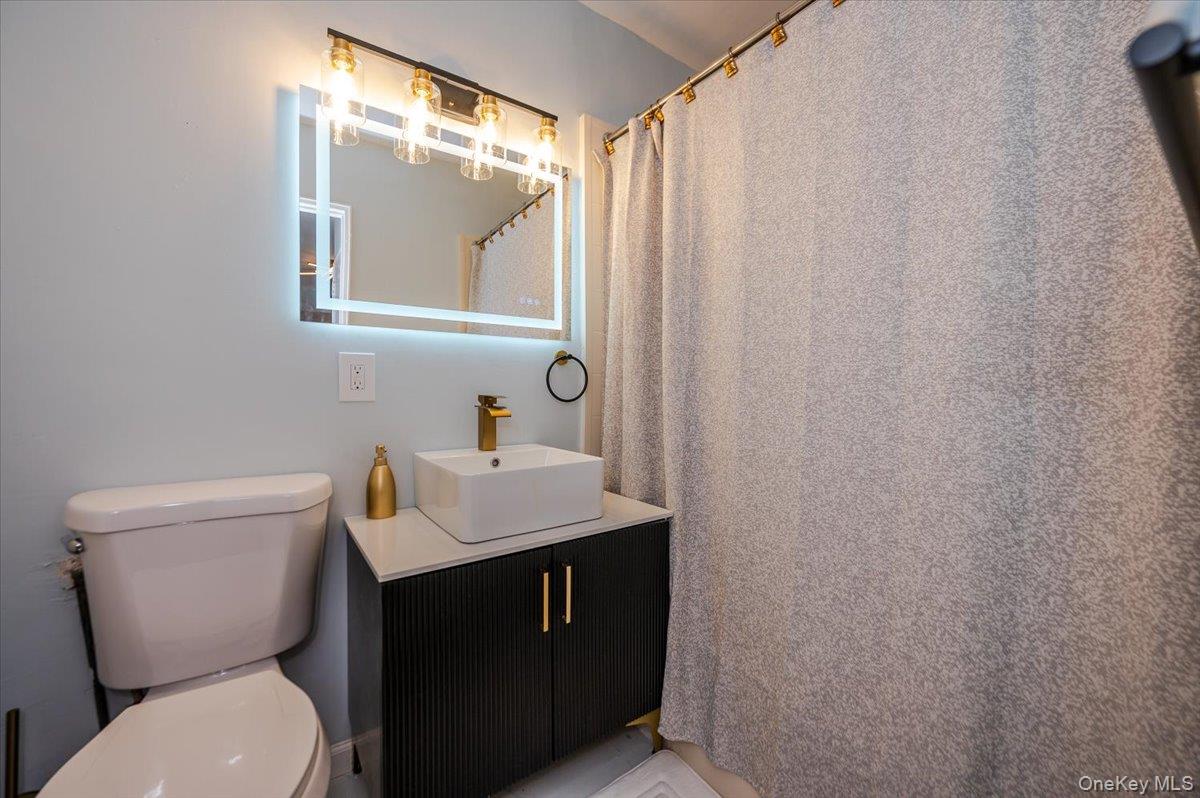1332 Metropolitan Avenue, Unit 4K photo 21