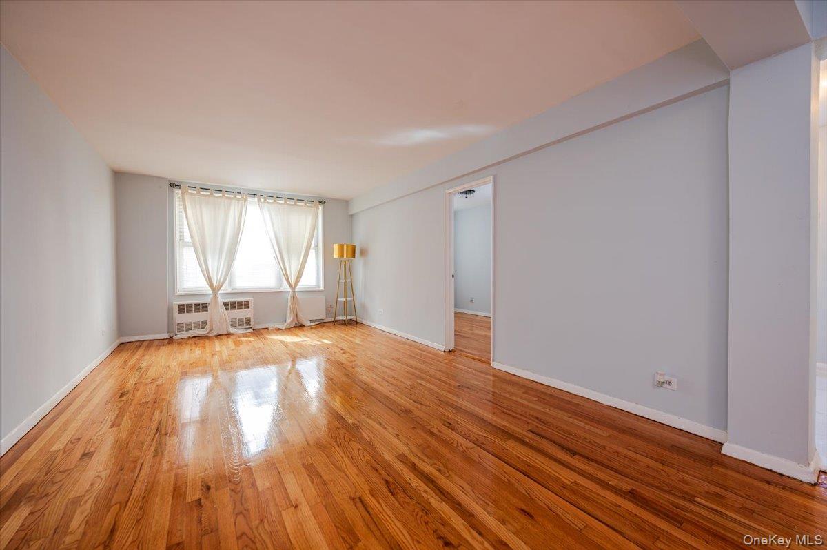 1332 Metropolitan Avenue, Unit 4K photo 7