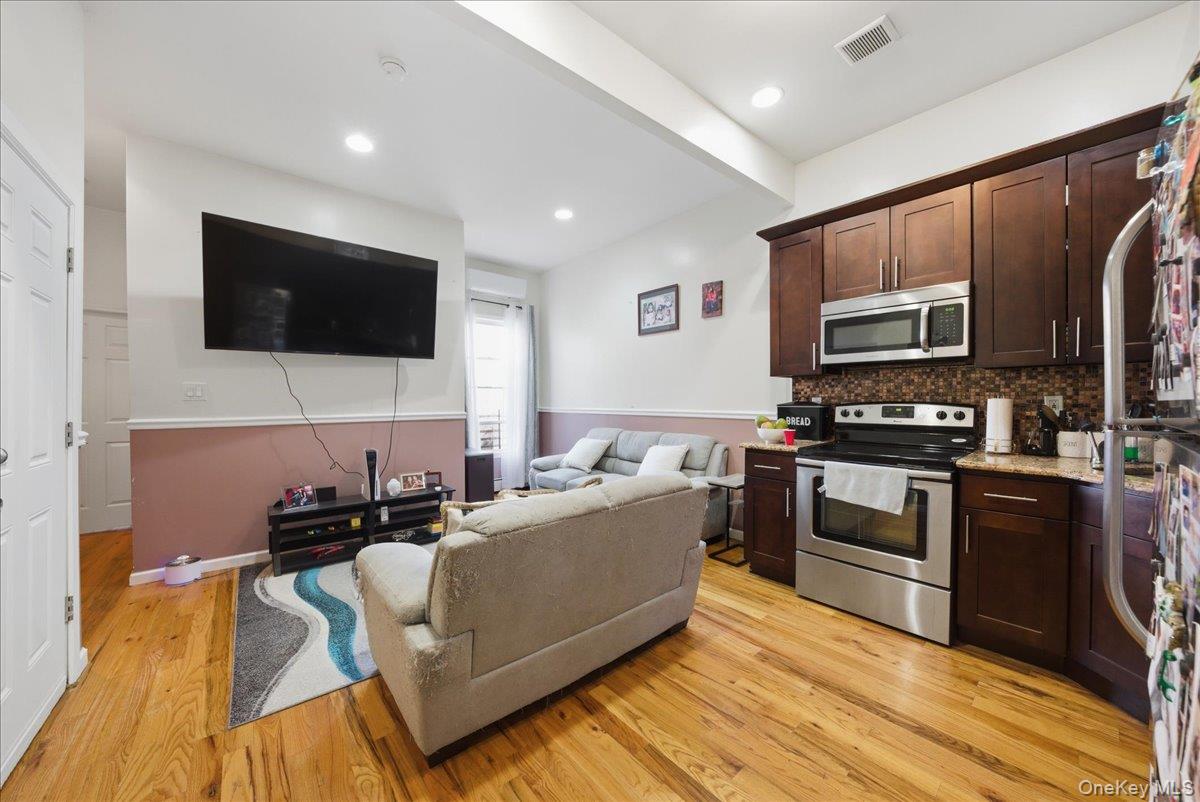 1268 Findlay Avenue – For Sale photo 4