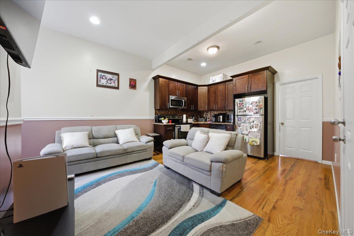 1268 Findlay Avenue – For Sale photo 10