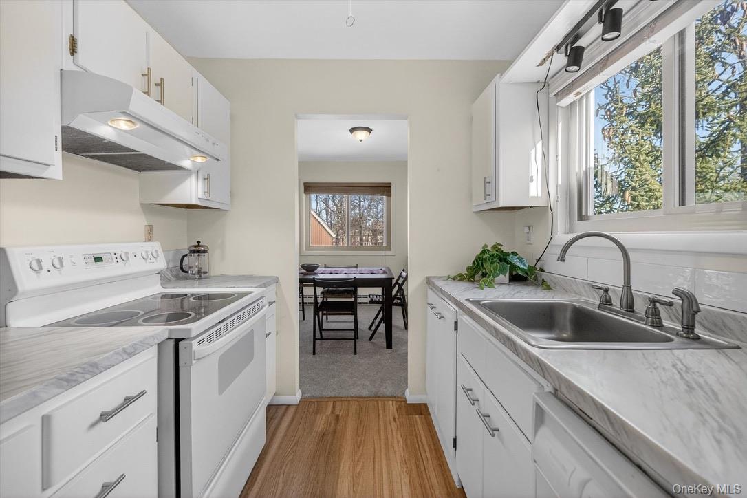 135 Sterling Street, Unit 135 photo 14