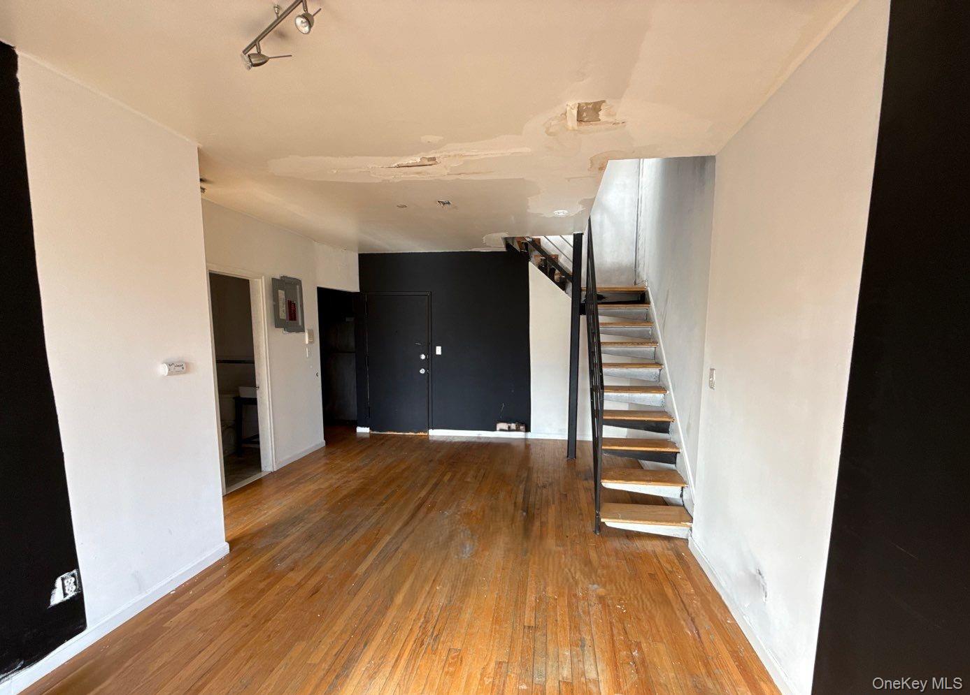 175-28 89th Avenue, Unit C photo 3