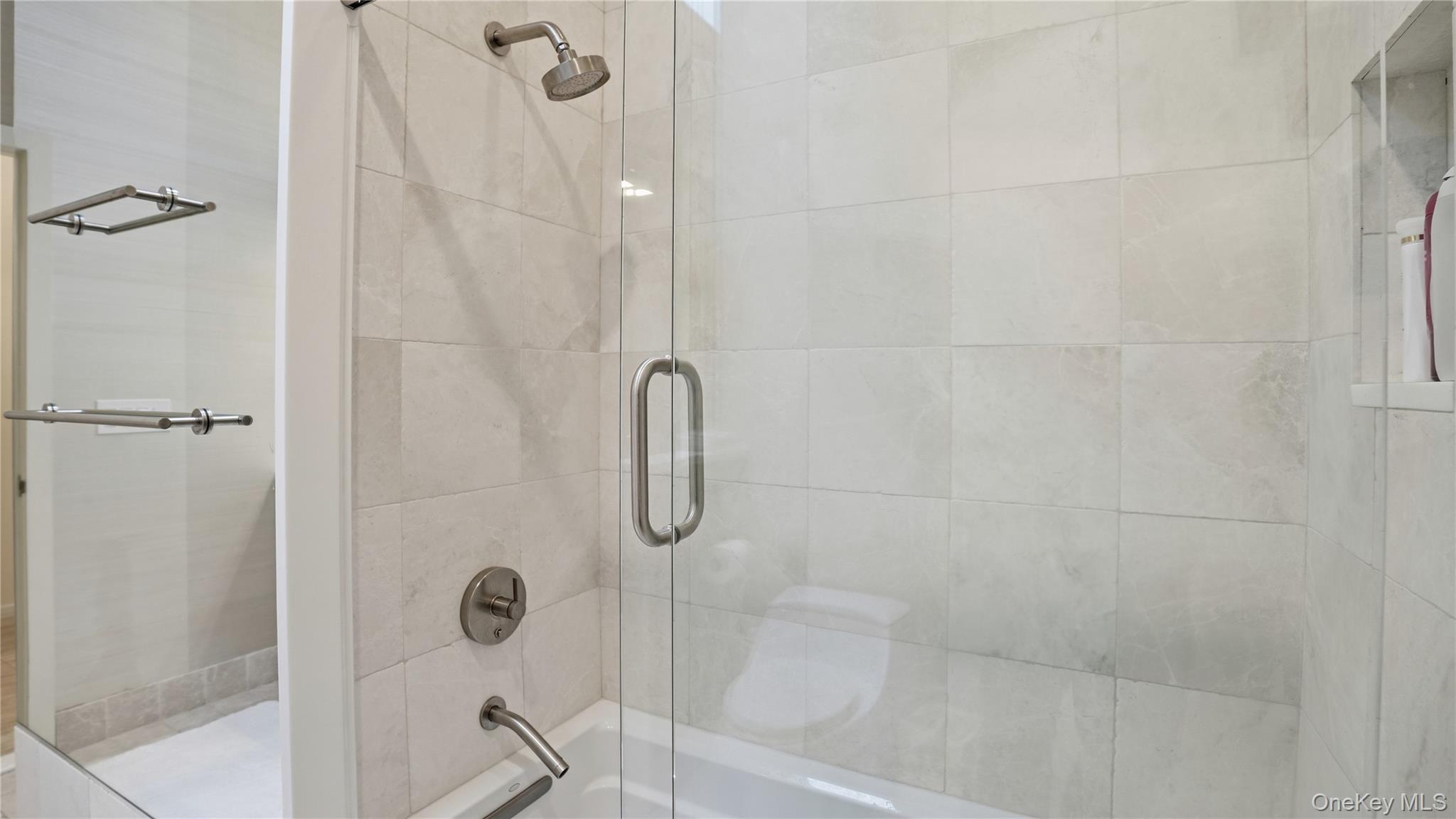 15 Blueberry Lane – For Rent photo 22