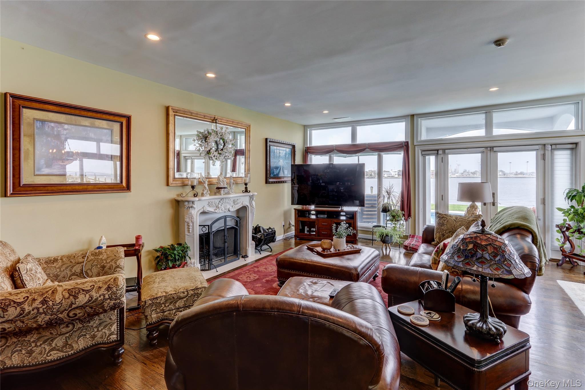 609 E Bay Drive – For Sale photo 9