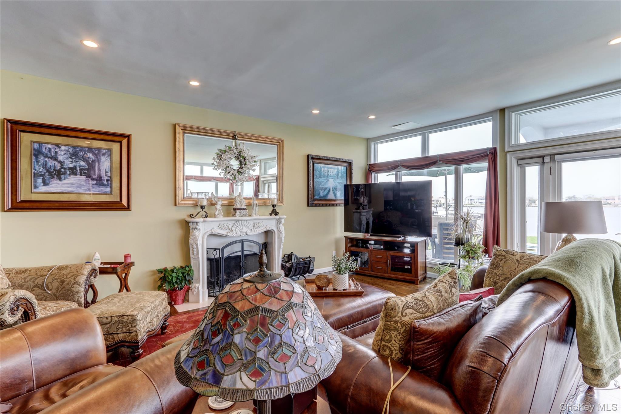 609 E Bay Drive – For Sale photo 12