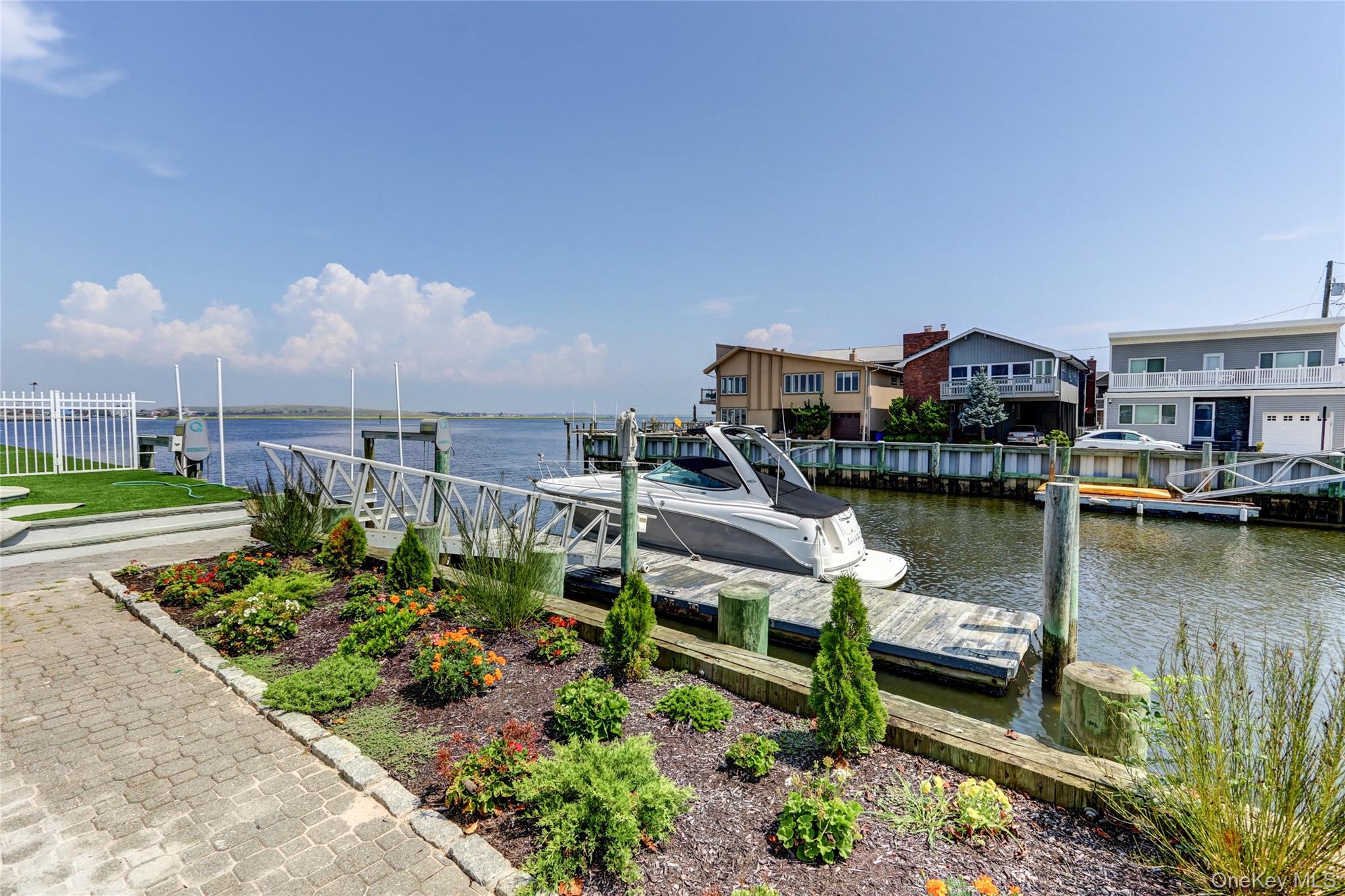 609 E Bay Drive – For Sale photo 6