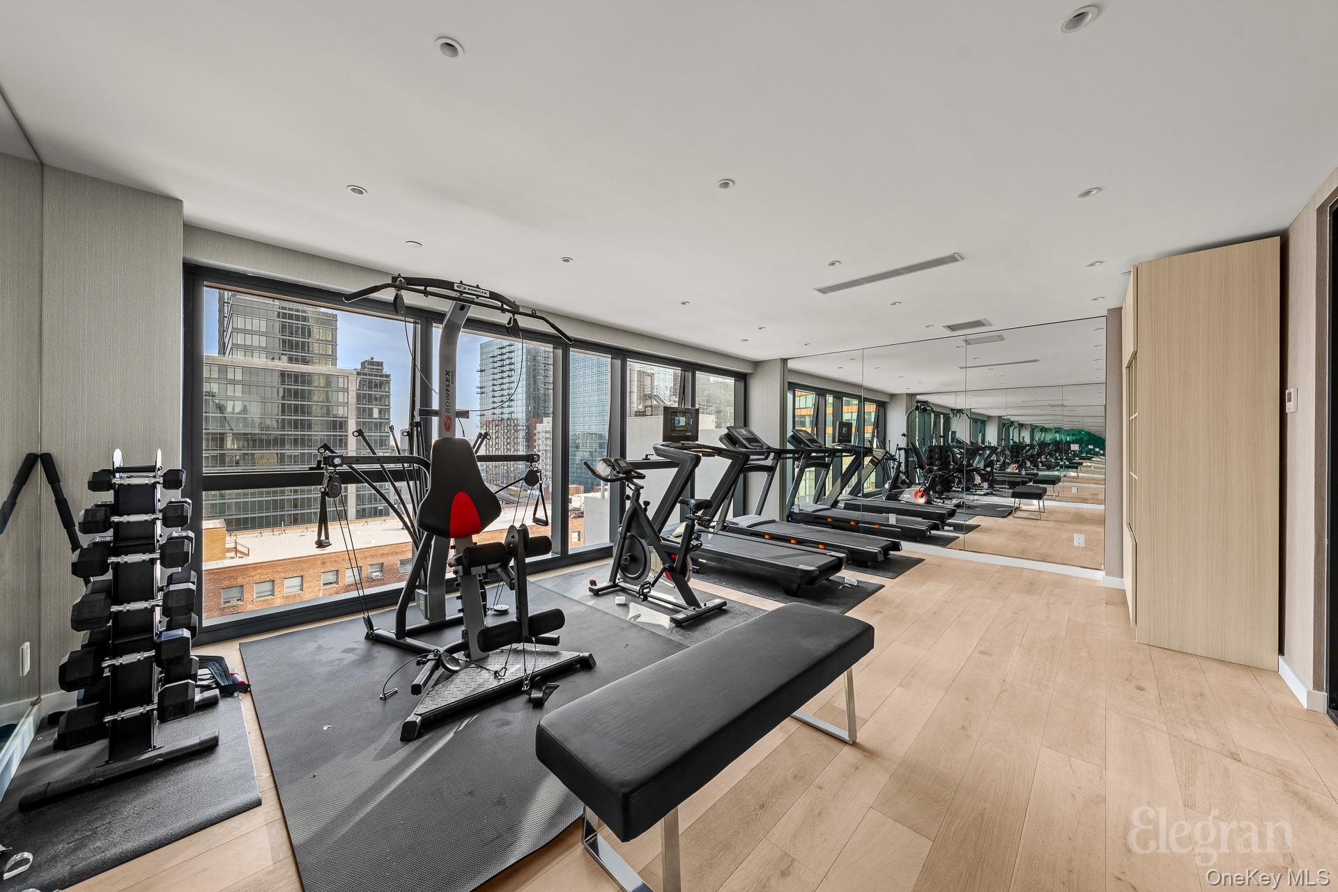 4262 Hunter Street, Unit 11A photo 20