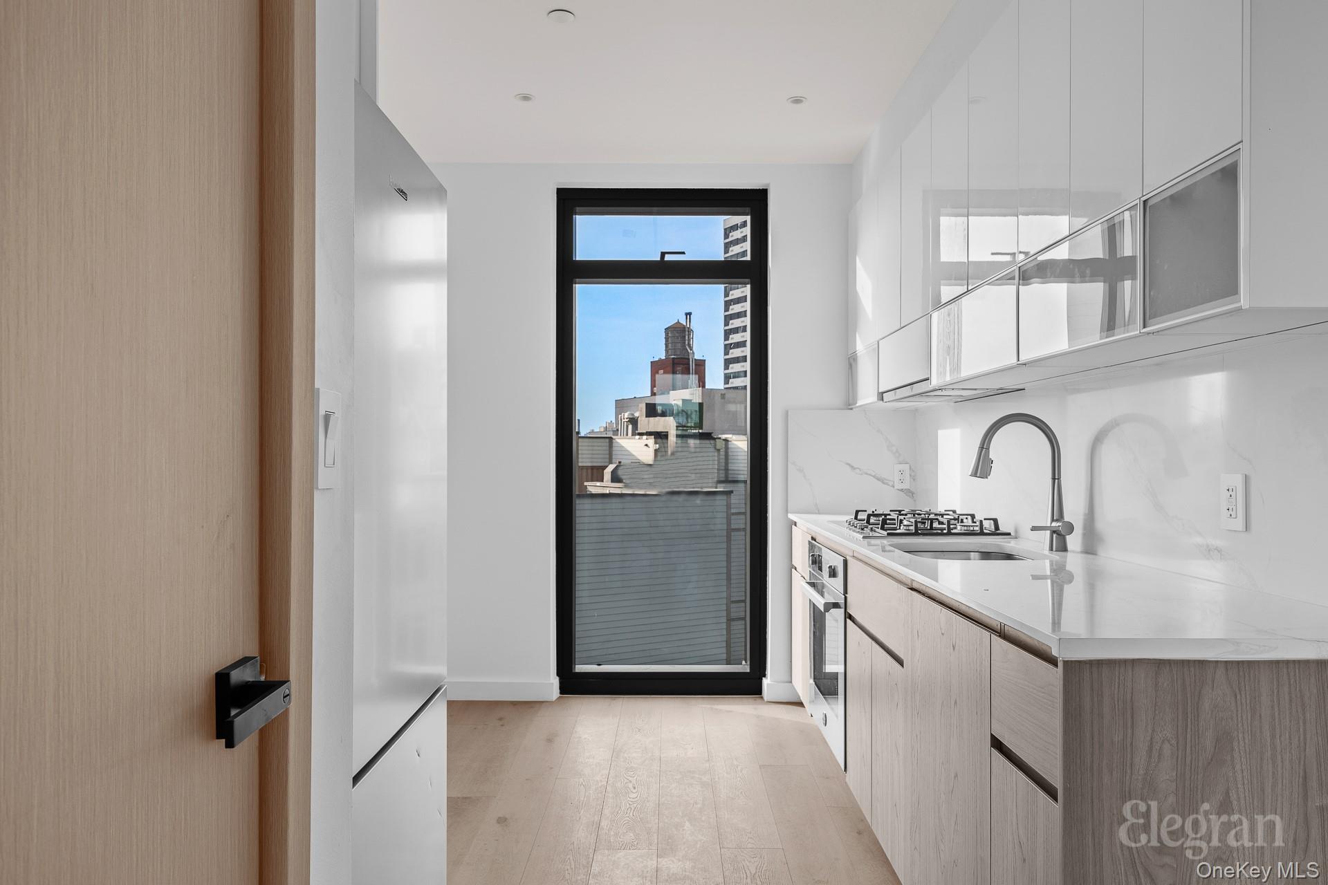 4262 Hunter Street, Unit 11A photo 7