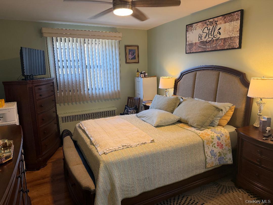 87-15 204th Street, Unit B51 photo 14