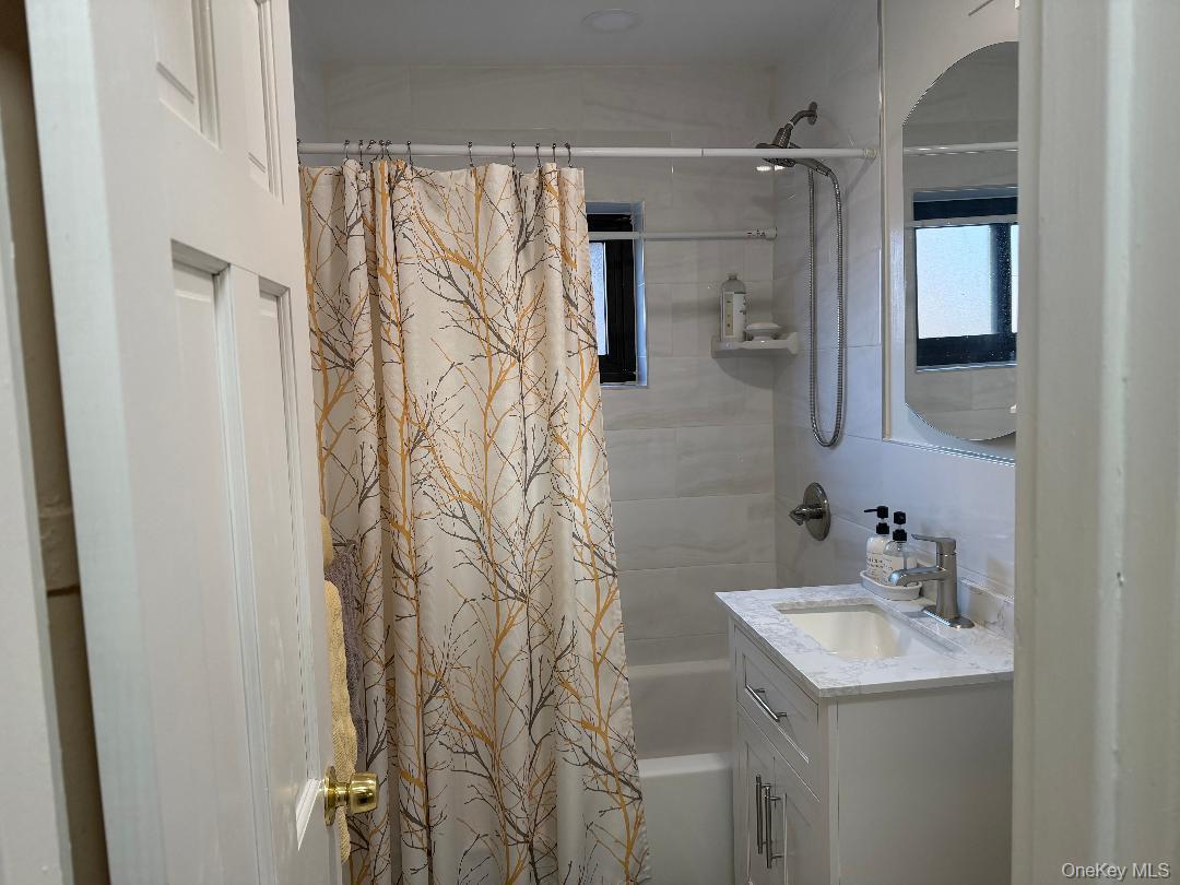 87-15 204th Street, Unit B51 photo 11
