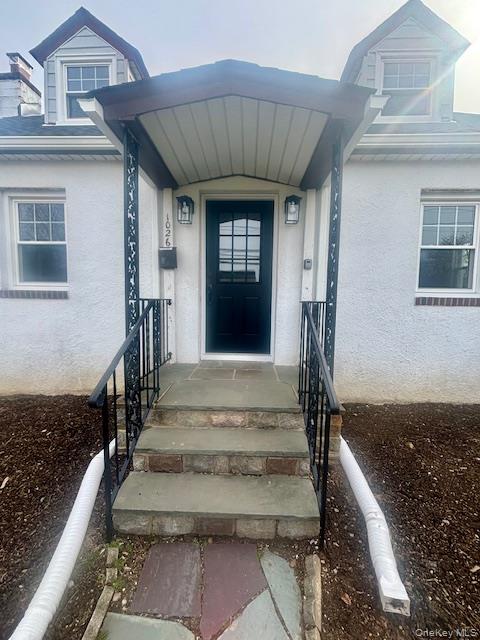 1026 Glen Cove Avenue – For Rent