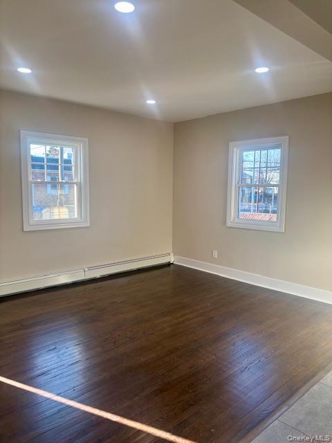 1026 Glen Cove Avenue – For Rent photo 13