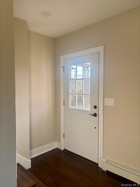 1026 Glen Cove Avenue – For Rent photo 11