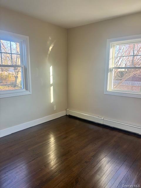 1026 Glen Cove Avenue – For Rent photo 7
