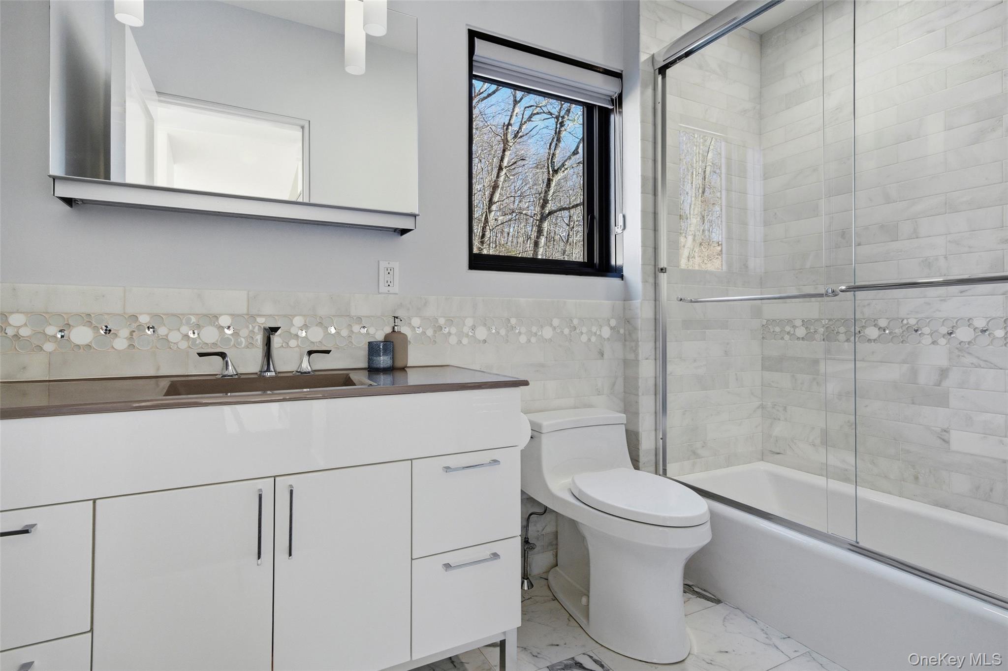 2 Lakeridge Drive – For Sale photo 18