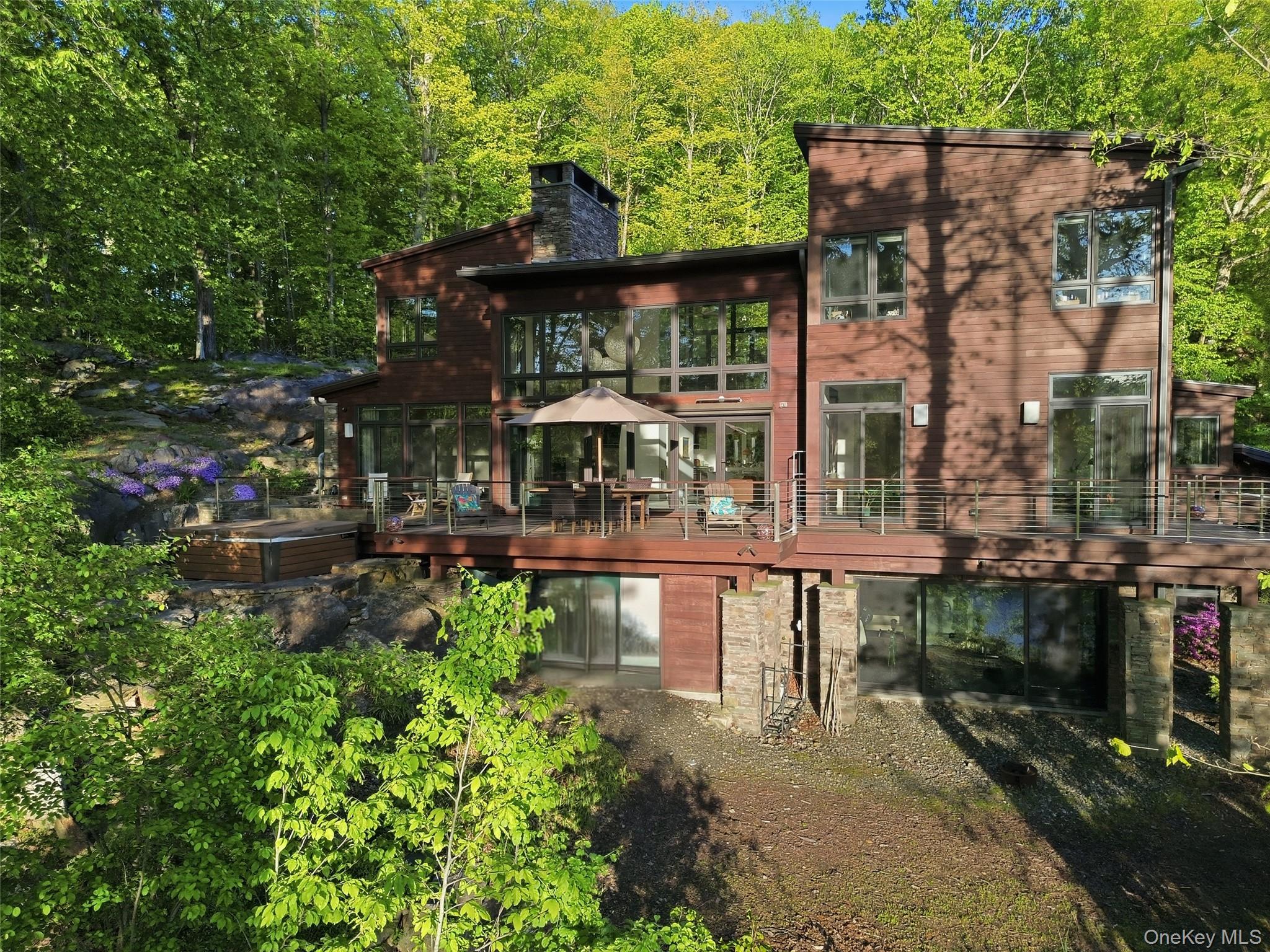 2 Lakeridge Drive – For Sale photo 27