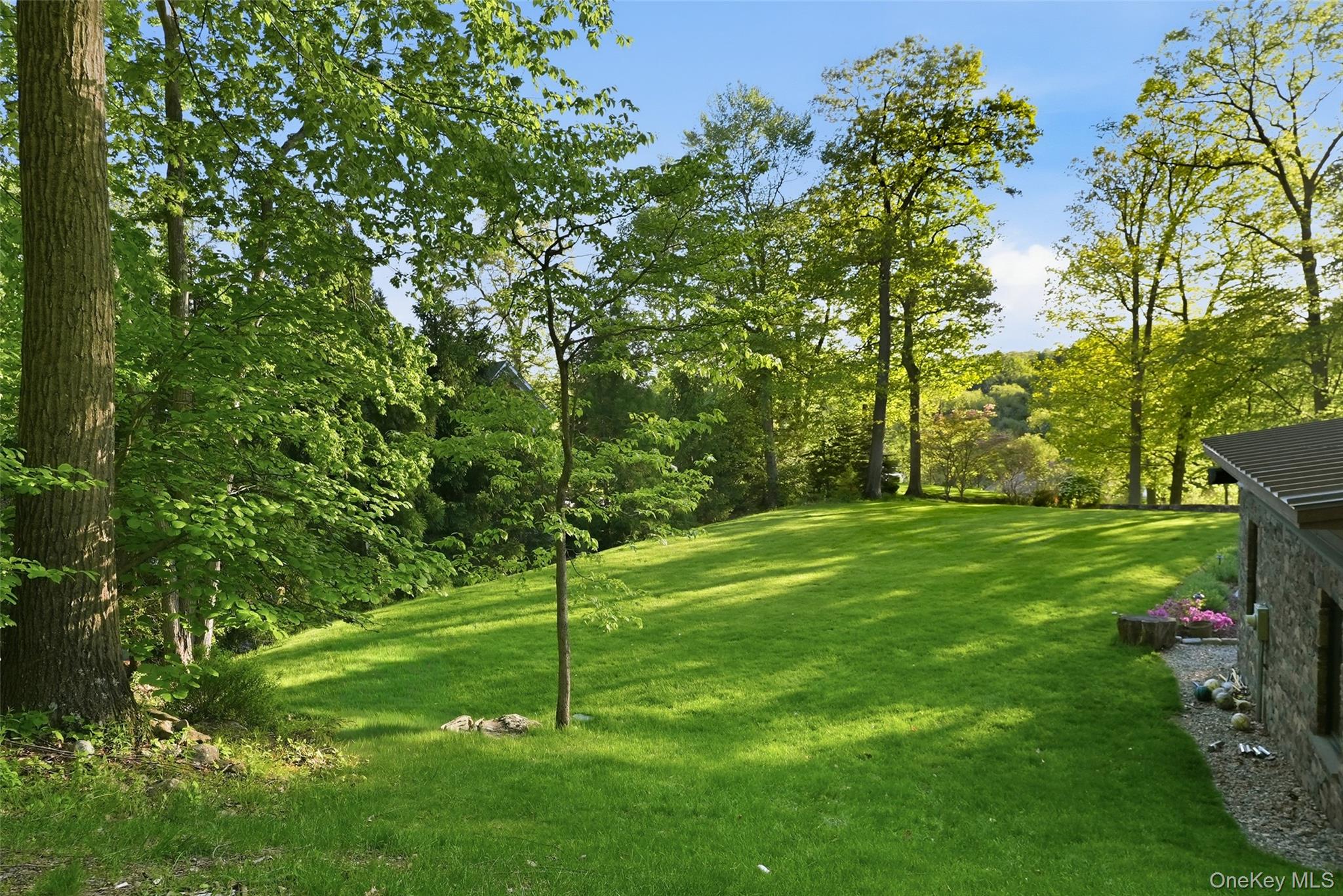 2 Lakeridge Drive – For Sale photo 31