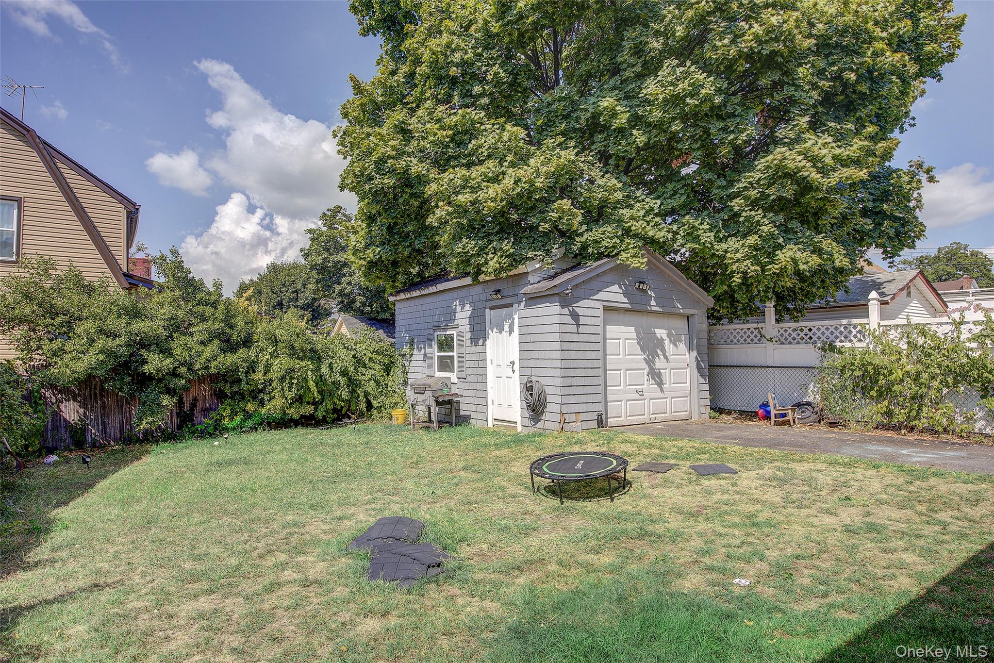 21607 110th Avenue – For Sale photo 4
