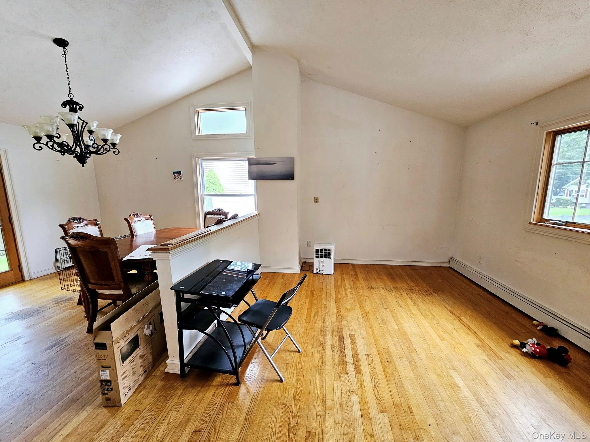 12 Nord Park Boulevard – For Rent photo 8