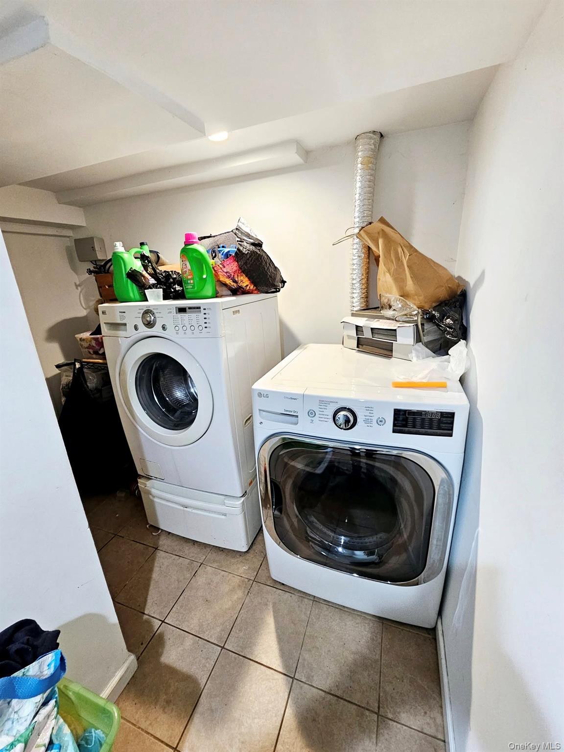 12 Nord Park Boulevard – For Rent photo 16