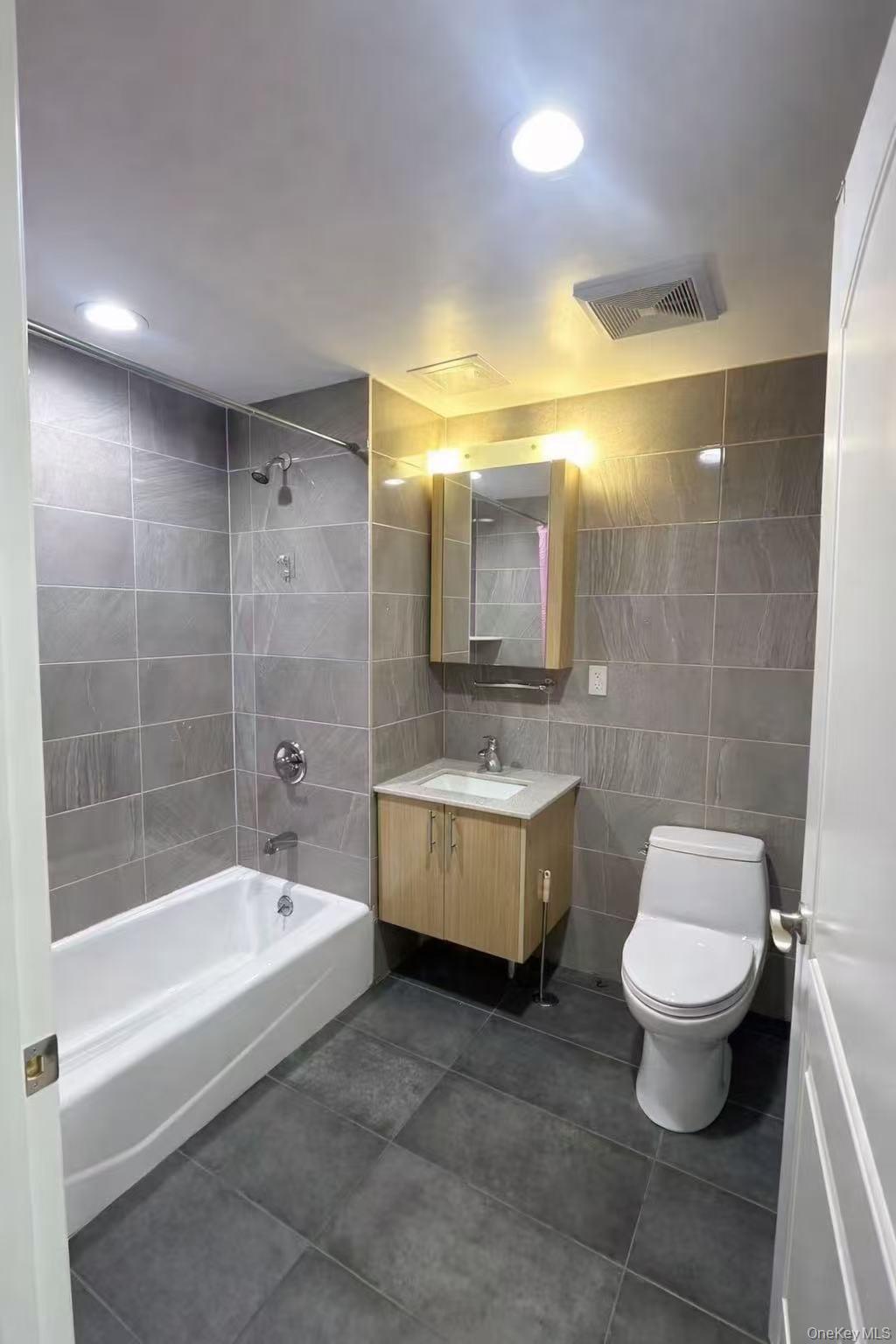 818 60th Street, Unit 6B photo 9