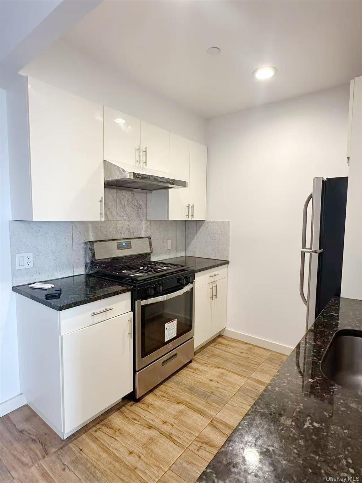 818 60th Street, Unit 6B photo 5