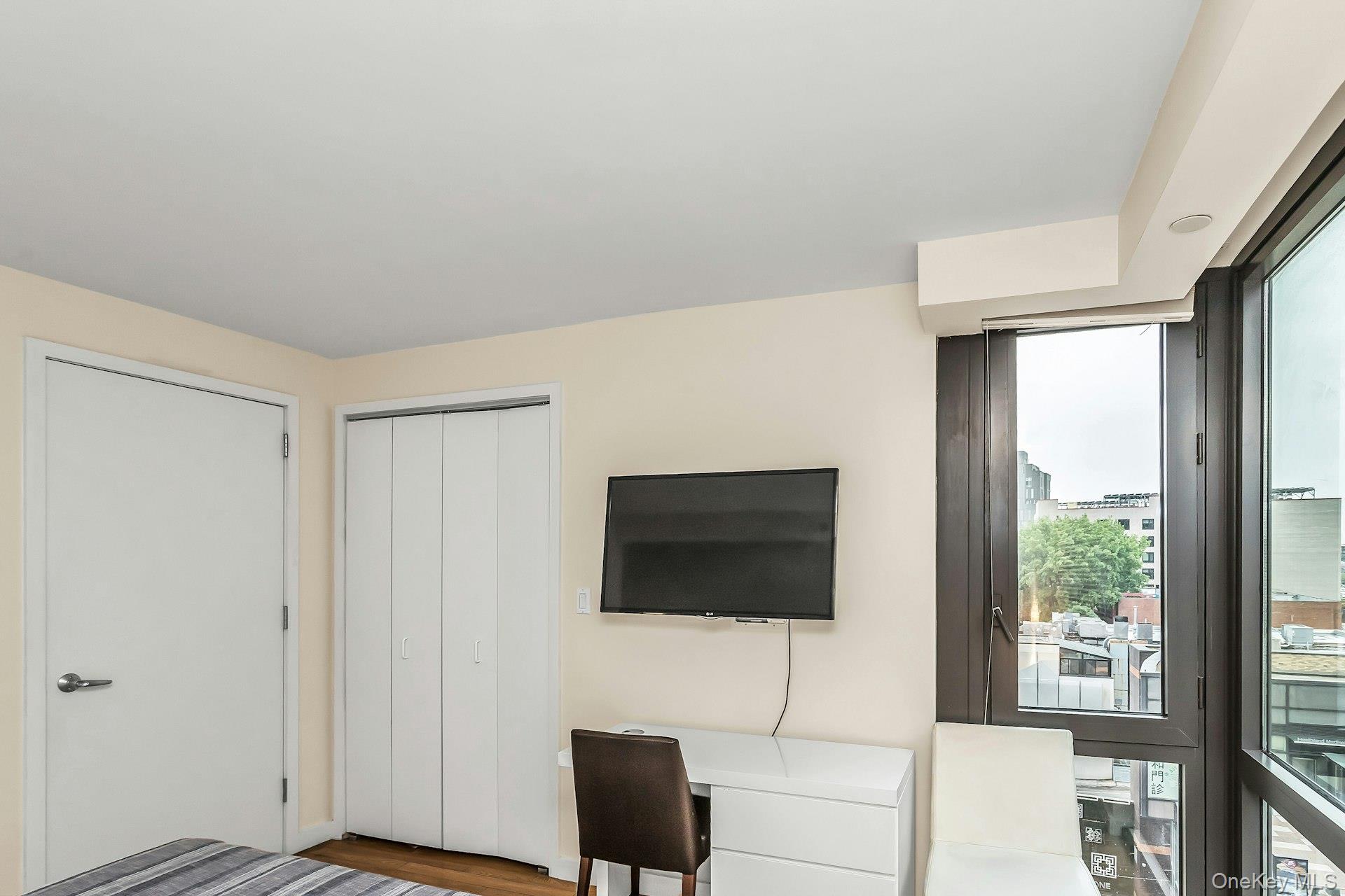 39-16 Prince Street, Unit 5E photo 19