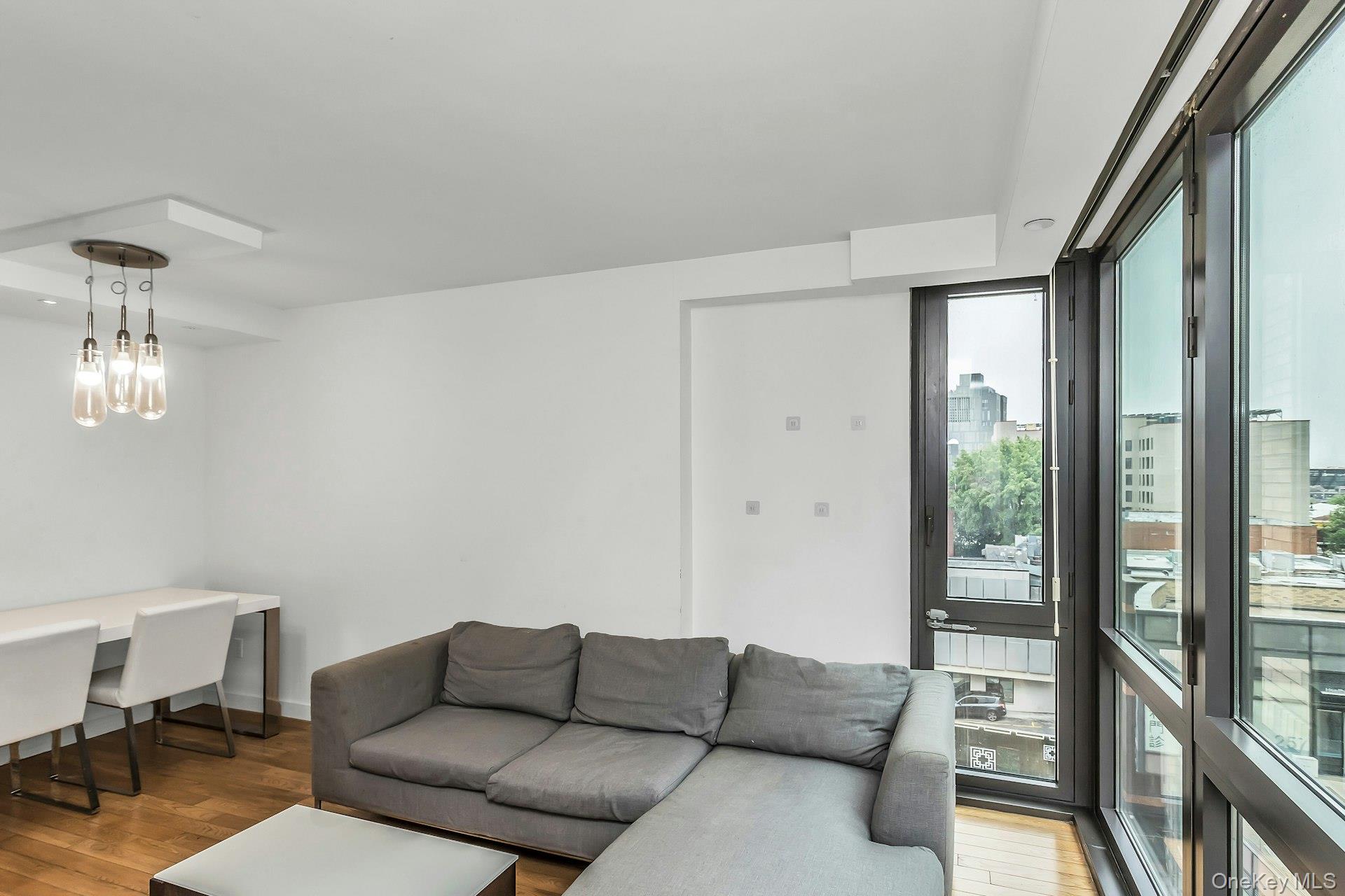39-16 Prince Street, Unit 5E photo 7