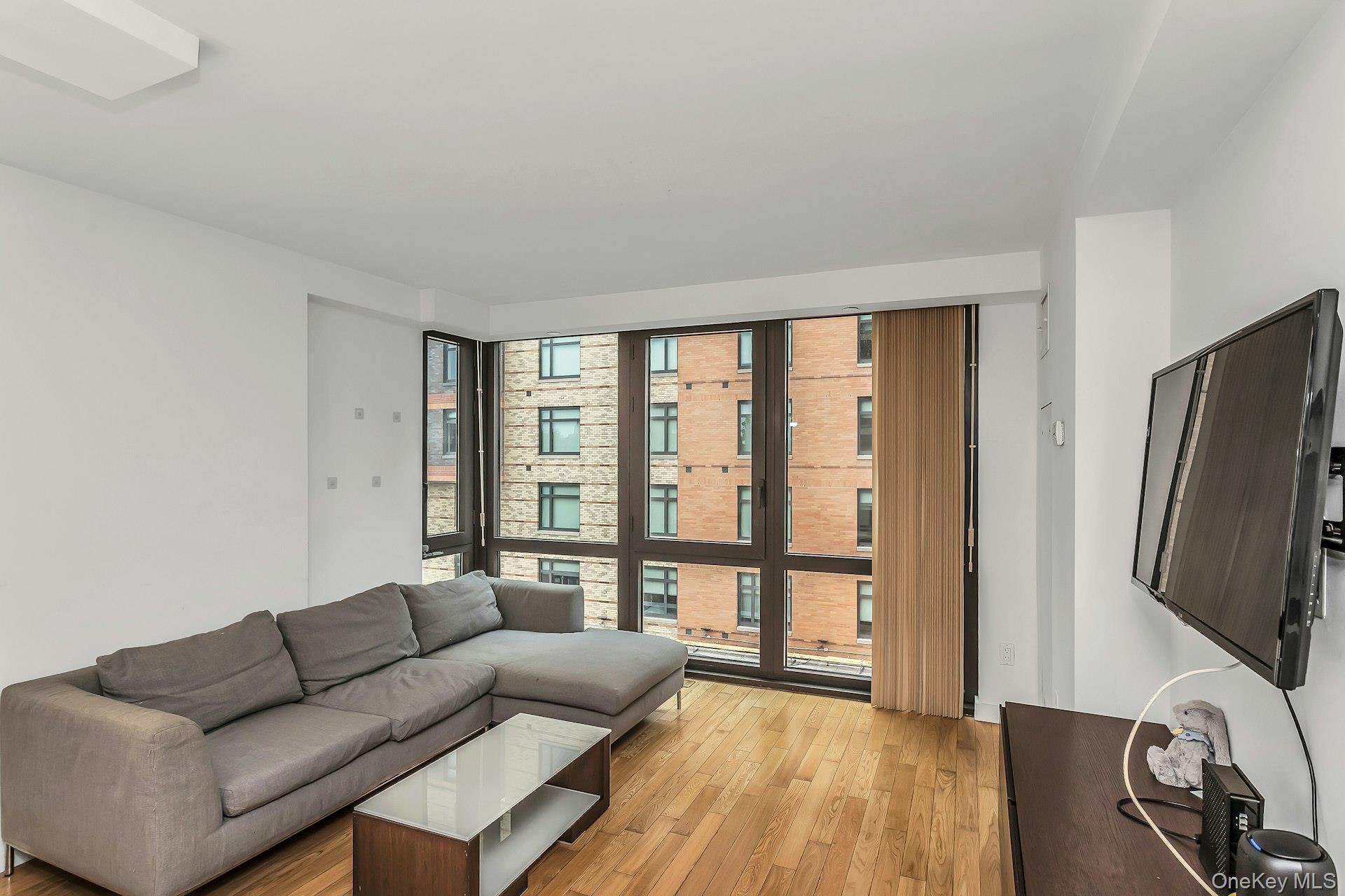 39-16 Prince Street, Unit 5E photo 8