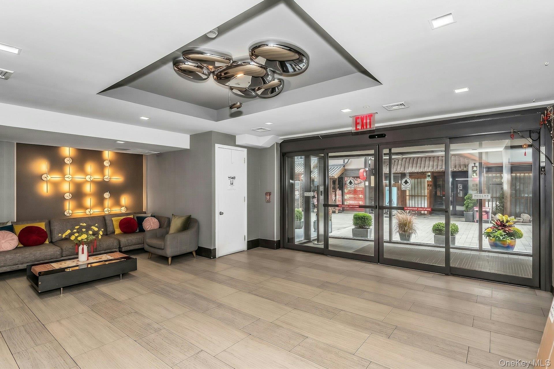 39-16 Prince Street, Unit 5E photo 3
