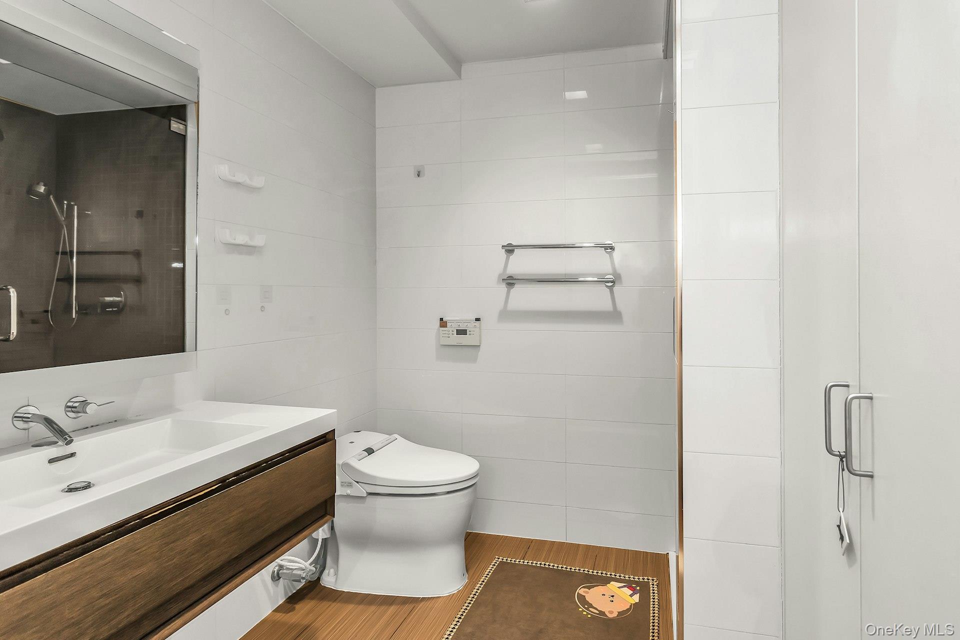 39-16 Prince Street, Unit 5E photo 20