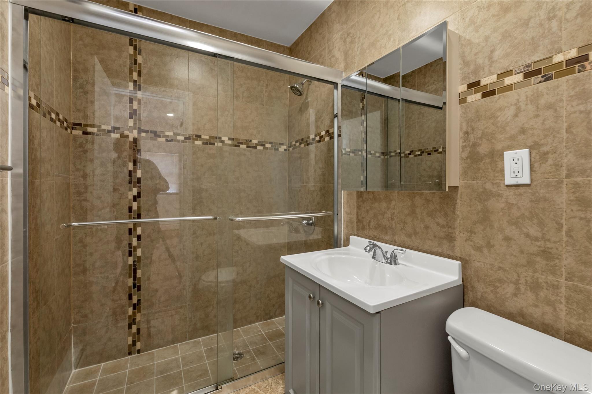 7719 Parsons Boulevard – For Sale photo 17