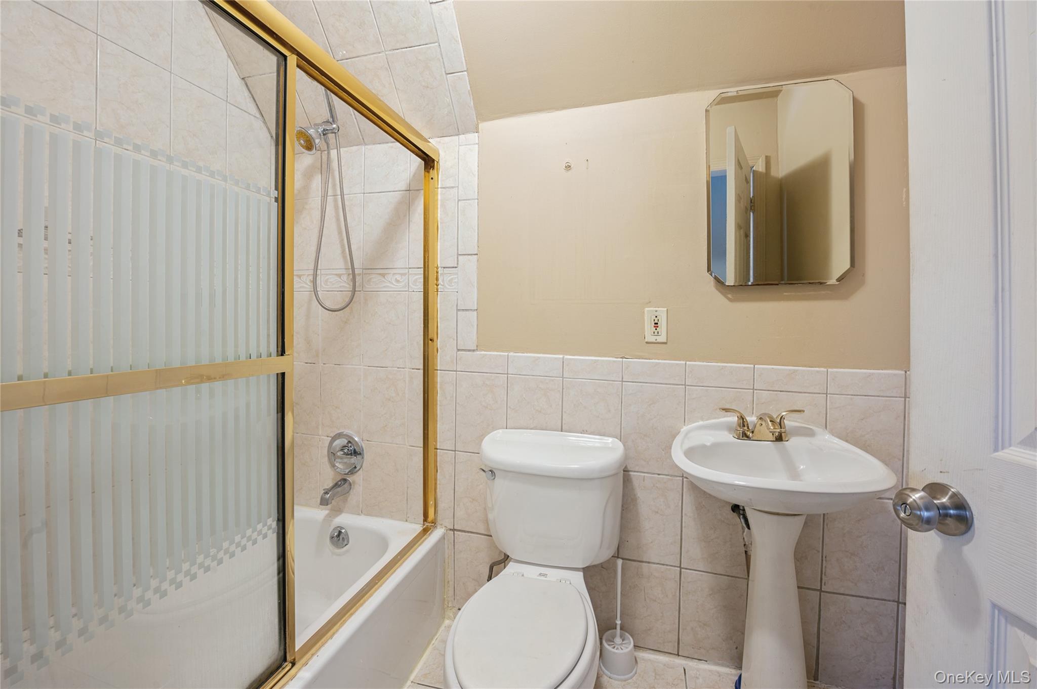 7 The Court – For Sale photo 28