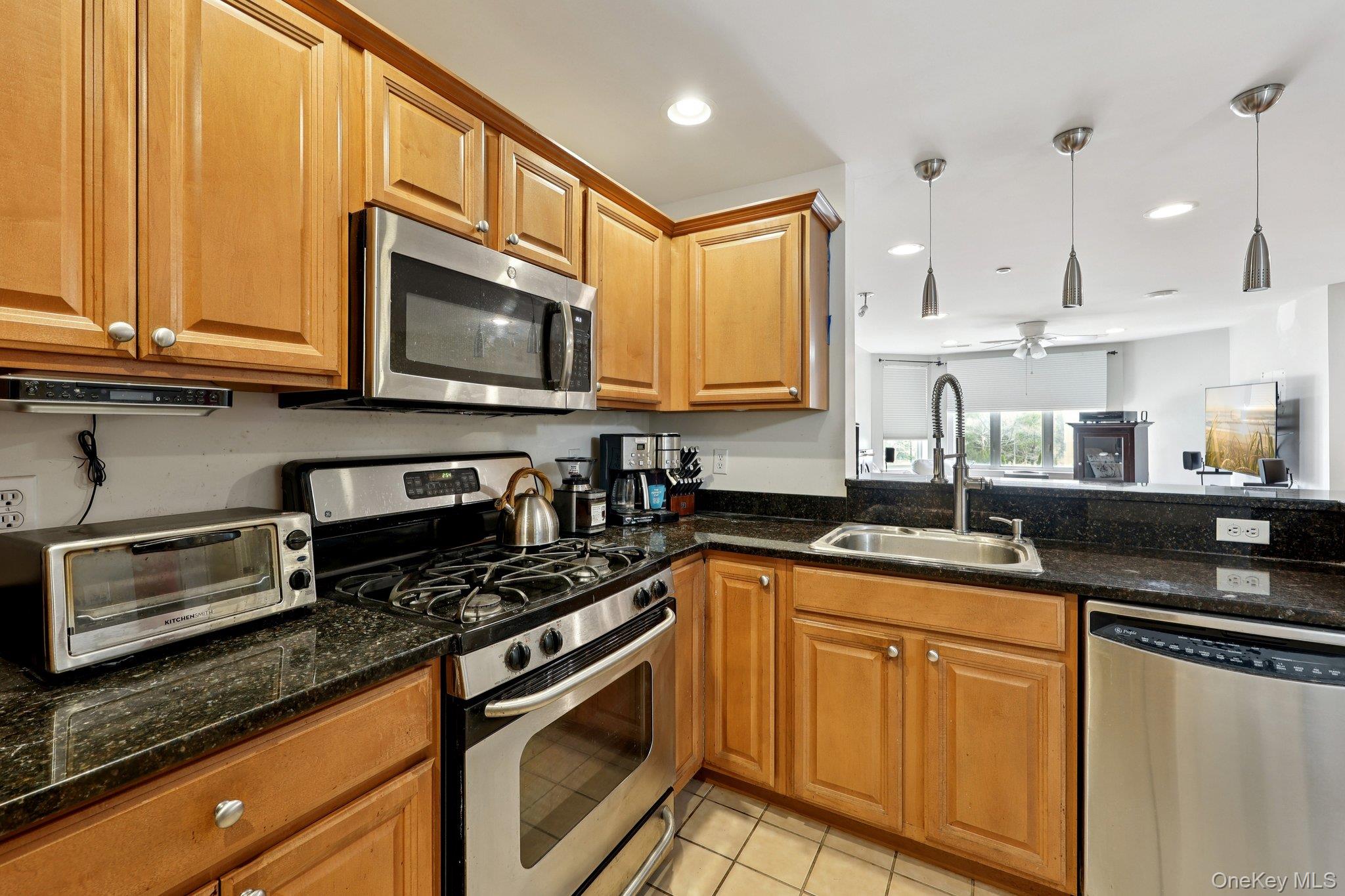 1220 Round Pointe Drive – For Sale photo 6